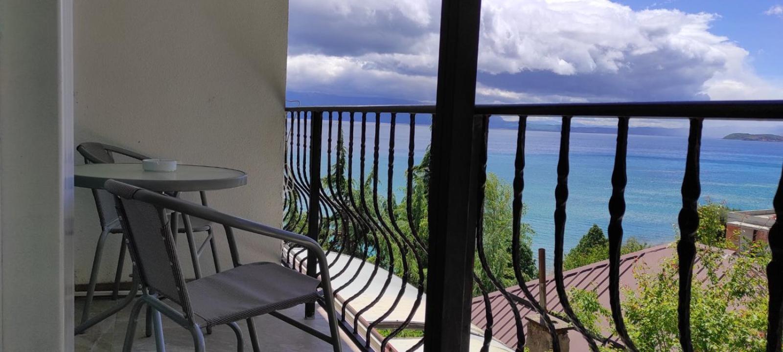 Royal View Apartments Struga Bagian luar foto