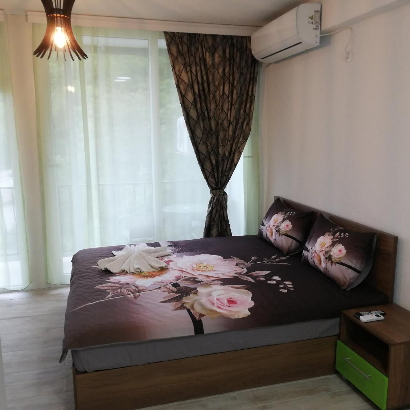 Royal View Apartments Struga Bagian luar foto