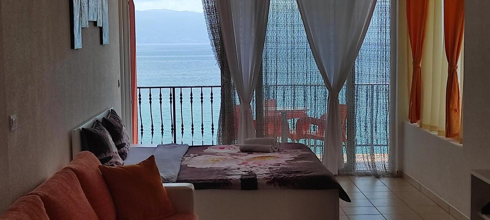 Royal View Apartments Struga Bagian luar foto